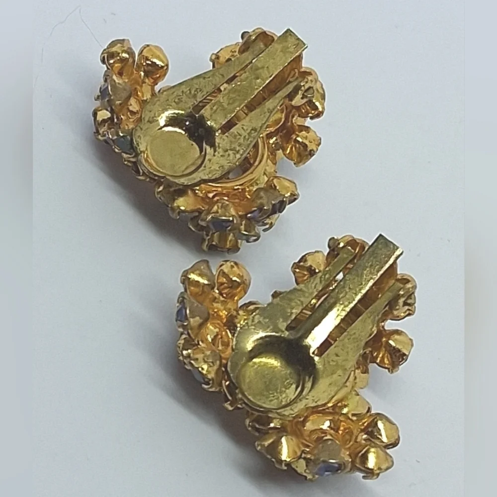 * Vintage Purple Austrian Crystal Flower Cluster Clip On Earrings